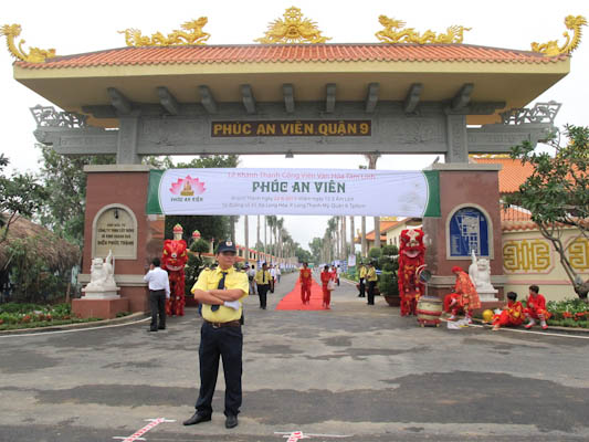 cổng chính phúc an viên